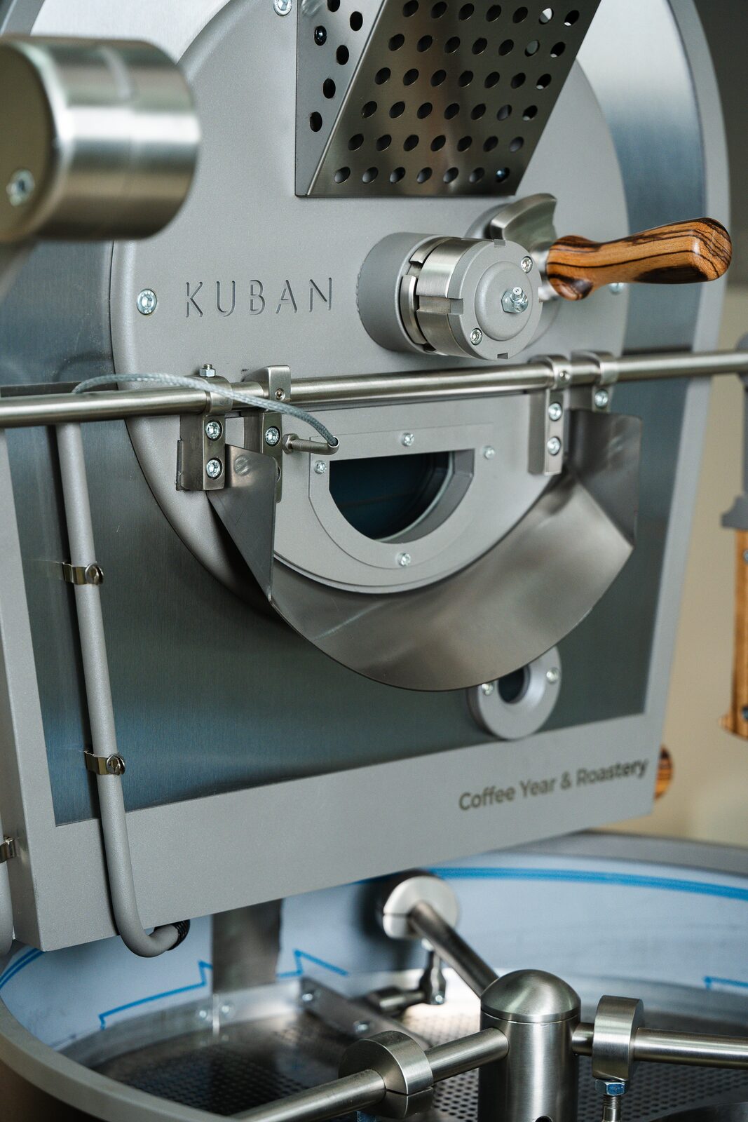 kuban 3kg angle - Supreme V2 3 kg Coffee Roaster
